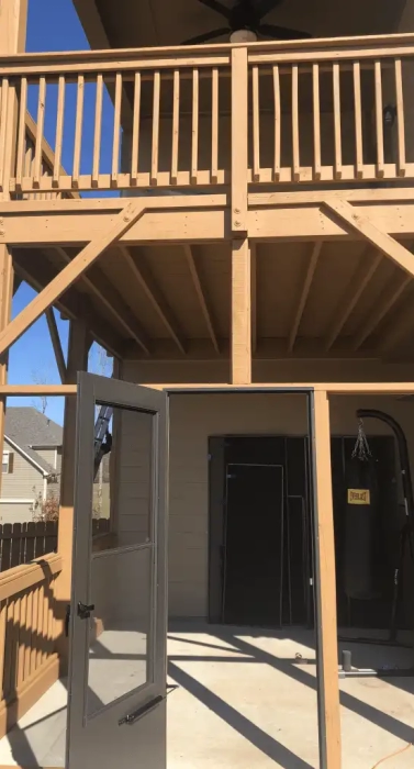 Deck Staining-min